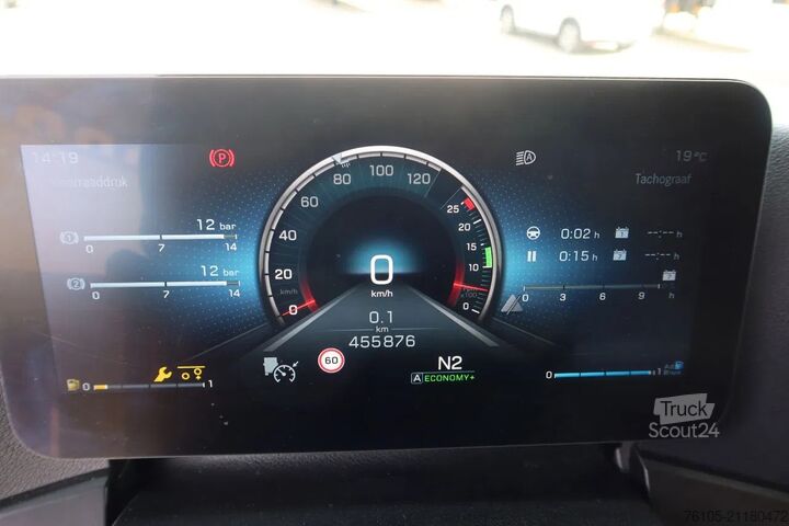 الهيكل مع كابينة السائق Mercedes-Benz Actros 2642 LL Chassis Cabine Giga space