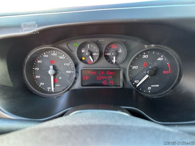 Pick-up panelvan IVECO Daily V - daily 35 C12 3750 cab. E6