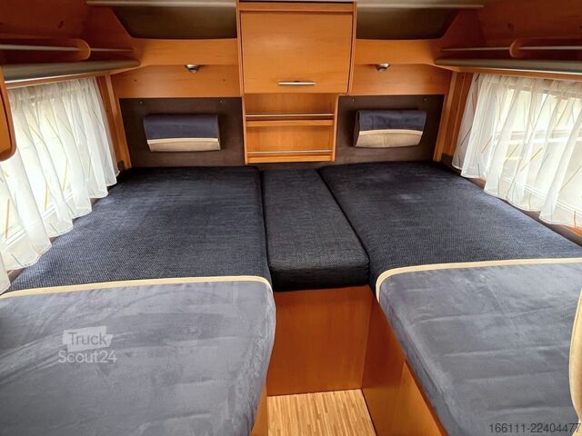 Yarı entegre karavan HYMER/ERIBA Van 572 - Einzelbetten - Garage - Klima -