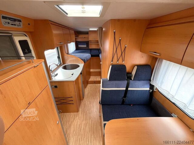 Yarı entegre karavan HYMER/ERIBA Van 572 - Einzelbetten - Garage - Klima -