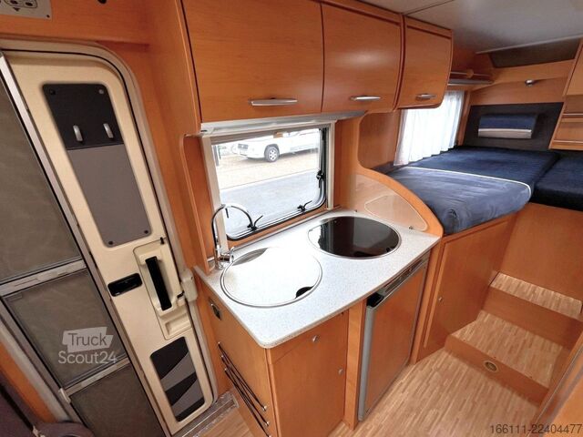 Yarı entegre karavan HYMER/ERIBA Van 572 - Einzelbetten - Garage - Klima -