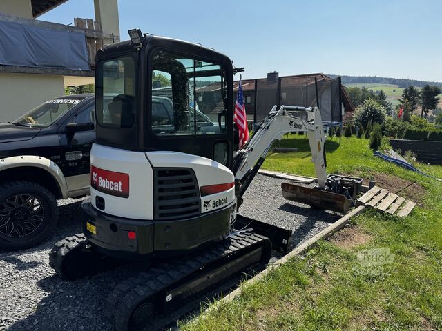 Mini bager Bobcat E26 EM