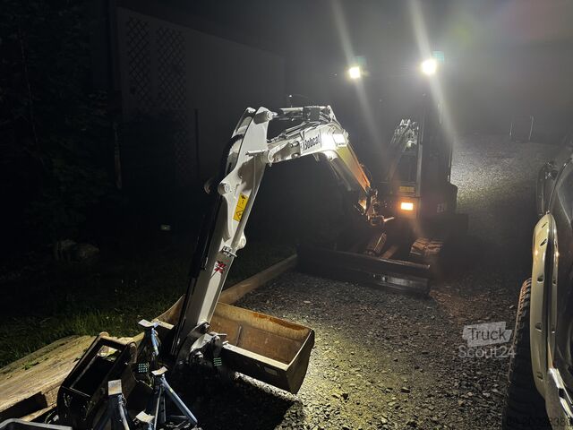 Mini bager Bobcat E26 EM