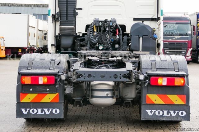 Standard SZM VOLVO FH 420 Globetrotter Vollluft XL-Tank Euro 6