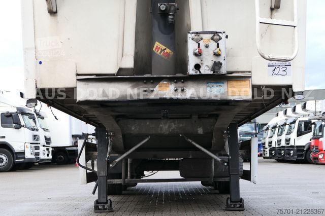 Billenős félpótkocsi BENALU C39C17 Kippmulde 57m³ Liftachse Plane