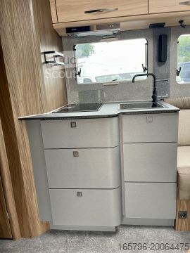 Autorulotă integrată Eura Mobil Integra Line GT 726 EF 170PS, Lithium, AHK, Klima etc