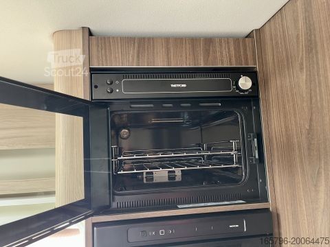 Autorulotă integrată Eura Mobil Integra Line GT 726 EF 170PS, Lithium, AHK, Klima etc