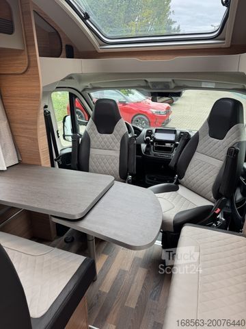 Autorulotă semi-integrată WEINSBERG CaraSuite 650 MF - Modell 2026 - LP 88.293 ¤ !