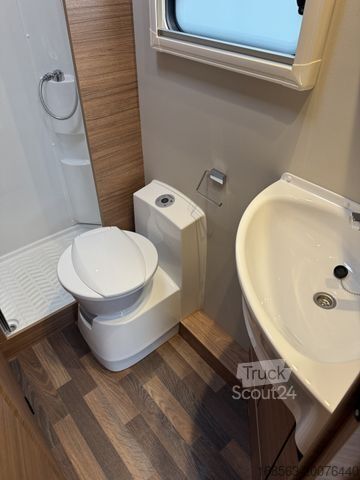 Autorulotă semi-integrată WEINSBERG CaraSuite 650 MF - Modell 2026 - LP 88.293 ¤ !