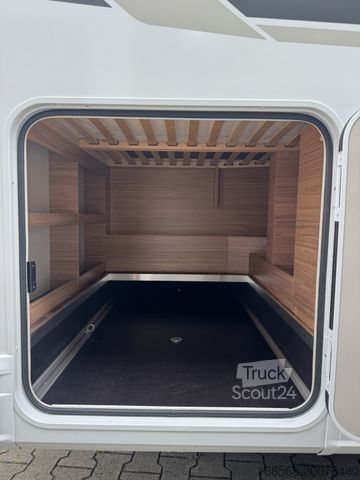 Autorulotă semi-integrată WEINSBERG CaraSuite 650 MF - Modell 2026 - LP 88.293 ¤ !