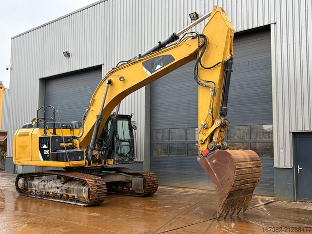 Crawler excavator Caterpillar 329ELN