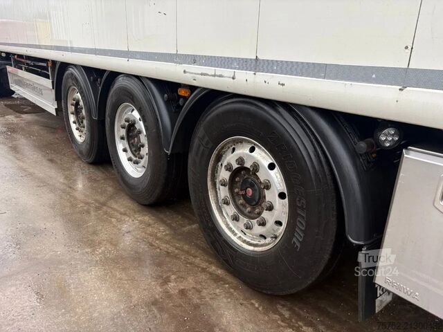 Bevægeligt gulv Kraker 92m3 Cargo Floor GMP, Top condition