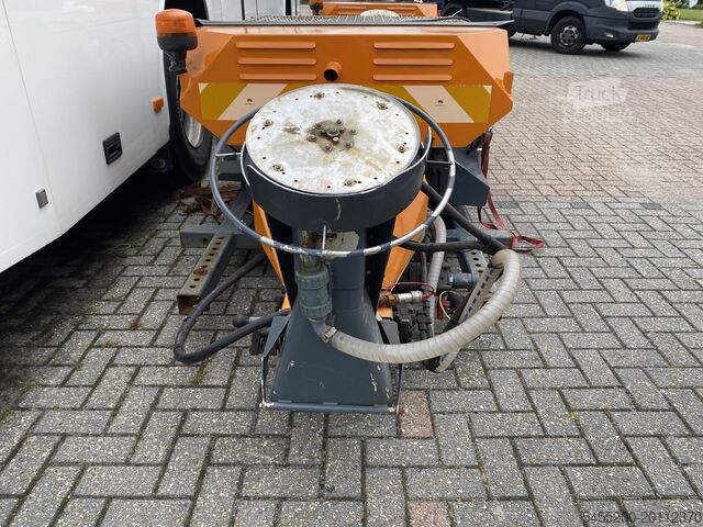 Spredervogn Schuitemaker Epoke S2400 HSR Bouwjaar 2006 0.8 M3 natstrooier 2500...