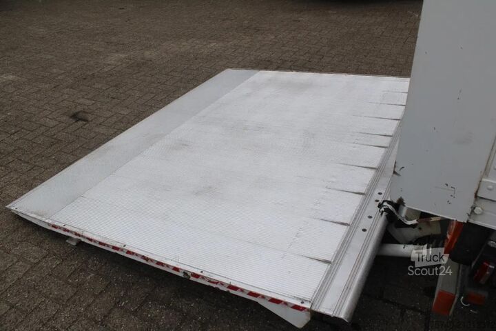 Bavul Iveco Eurocargo 80E18 + MANUAL + EURO 5