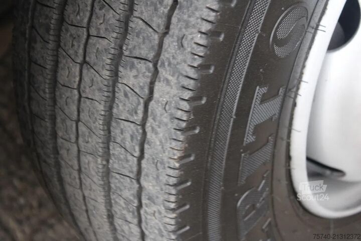 Bavul Iveco Eurocargo 80E18 + MANUAL + EURO 5