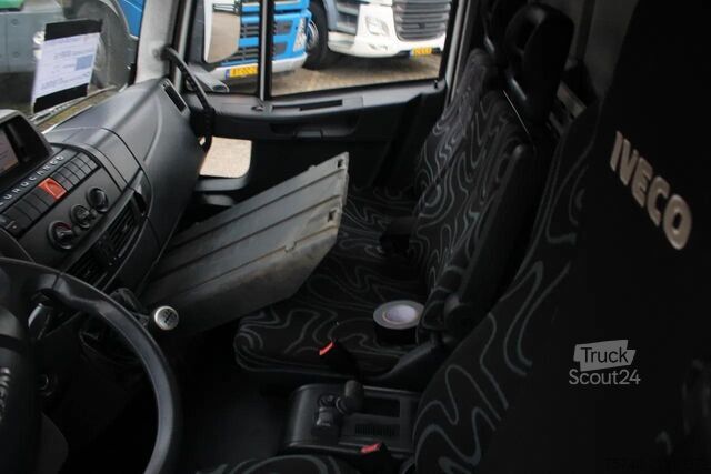 Valigia Iveco Eurocargo 80E18 + MANUAL + EURO 5 + 3 STOELEN