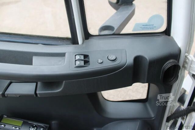 Valigia Iveco Eurocargo 80E18 + MANUAL + EURO 5 + 3 STOELEN