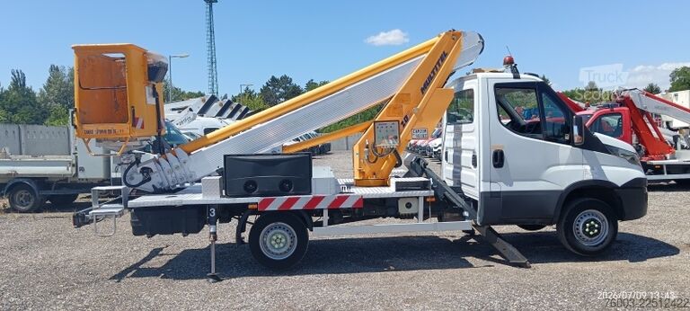фургон-будка Iveco Daily Multitel MT202DS - 20,2m