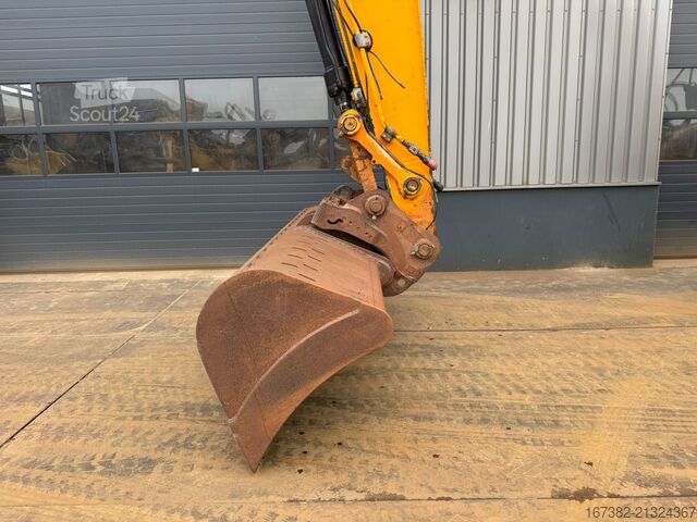 Koparka gąsienicowa JCB JS220 LC Semi Long Reach - 10 meter