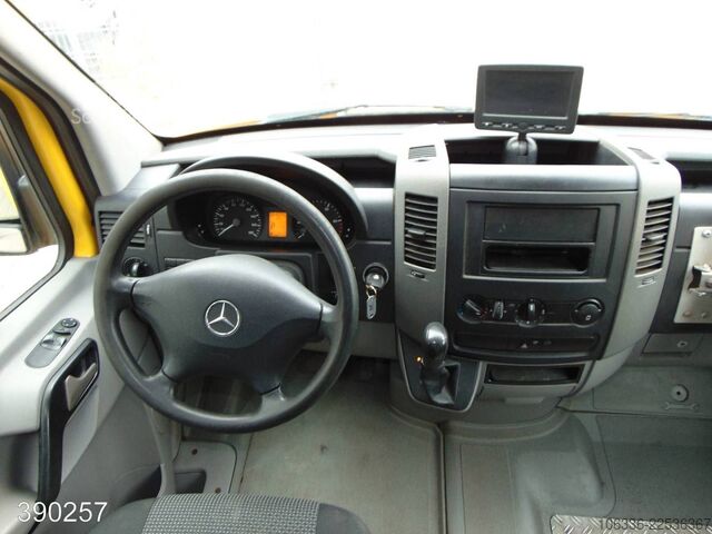 Dubă cu caroserie tip cutie MERCEDES-BENZ SPRINTER 310 CDI MAXI -KAMERA-REGALSYSTEM-