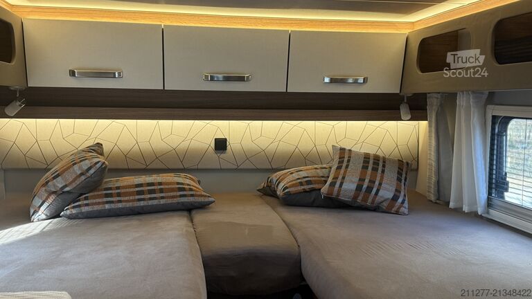 Daļēji integrēta kemperis Weinsberg CaraCompact 600MEG [PEPPER]