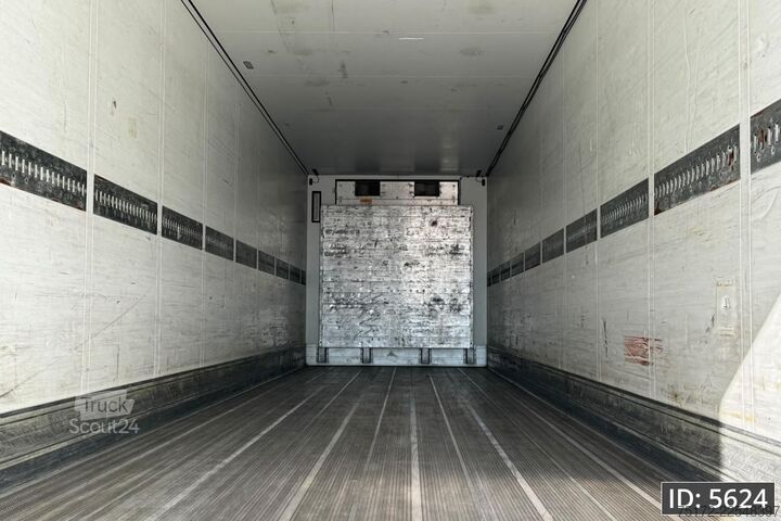 Kølet/frosset transport Schmitz Cargobull SKO 24 / Disk brakes / Carrier Vector 1550 / Pa...