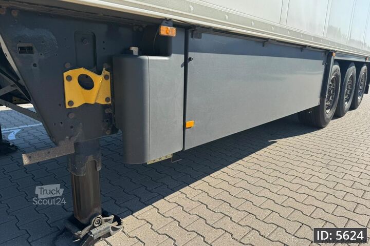 Kølet/frosset transport Schmitz Cargobull SKO 24 / Disk brakes / Carrier Vector 1550 / Pa...
