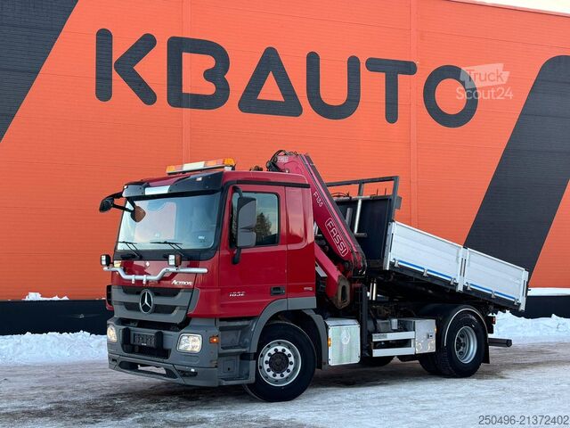 Wywrotka z dźwigiem Mercedes-Benz Actros 1832 4x2 FASSI F135A22 / BOX L=3707 mm