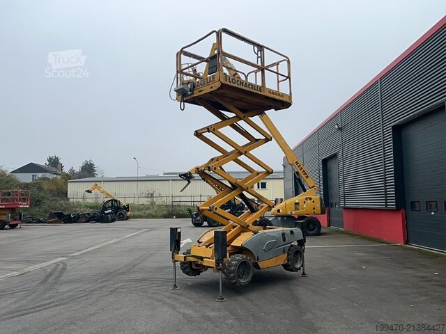 Mesa elevatória de tesoura Haulotte Compact 10 (10m)