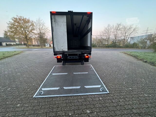 Camion frigorifique DAF LF 16.260 Tiefkühlkoffer mit Ladebordwand