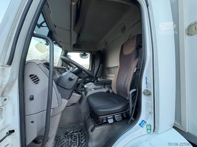 Camion frigorifique DAF LF 16.260 Tiefkühlkoffer mit Ladebordwand