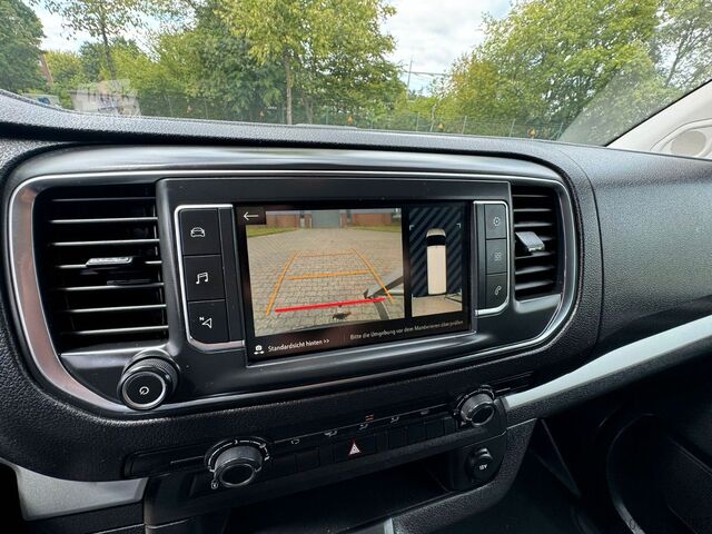 Slēgtais furgons OPEL Vivaro Kasten Edition L  Doppelkabine *Navi*Ahk*