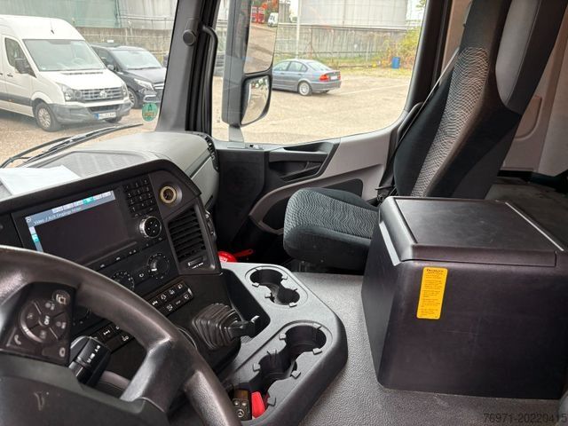 Camion refrigerato MERCEDES-BENZ Antos 2540 Kühlkoffer,Rearder,AHK,Kamera