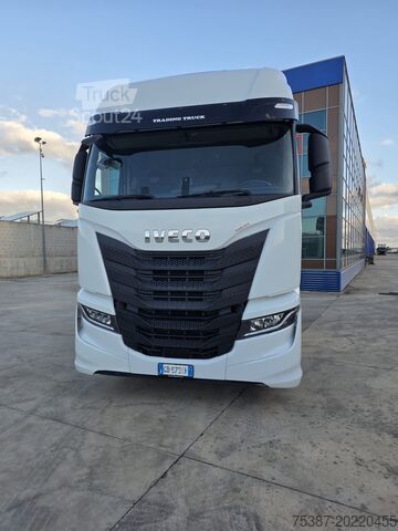 Kamyon şasisi Iveco Stralis AS