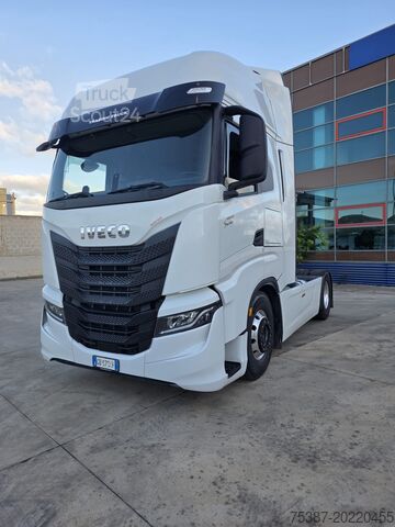Kamyon şasisi Iveco Stralis AS
