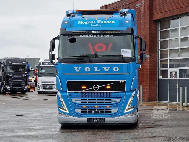 Standard-SZM Volvo FH 13.500 Globetrotter 6x2 - I Save - PTO/hydra...