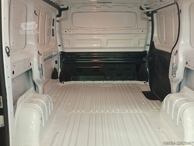 شاحنة بانل Renault Trafic