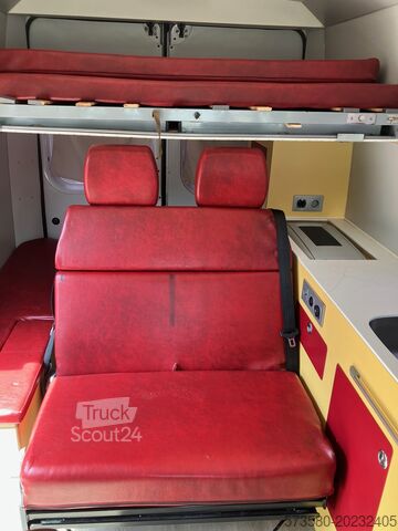 Furgonetă Fiat Ducato Campervan | 2 Berth | Kitchen | Travel Ready