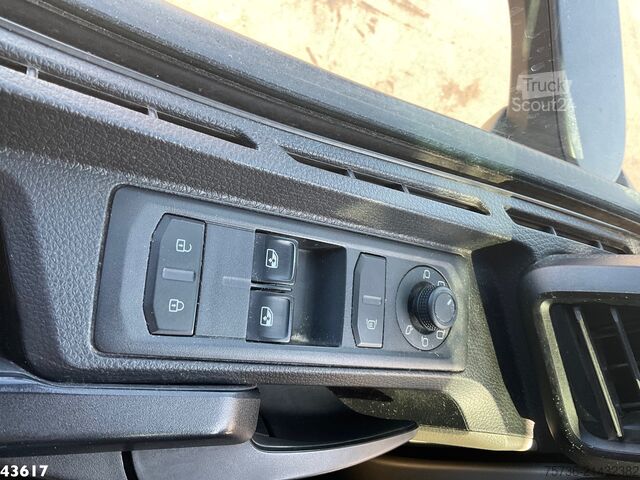 Koukkuvarsijärjestelmä Man TGS 32.470 8x4 Euro 6 Hiab 22 Tonmeter laadkraa...