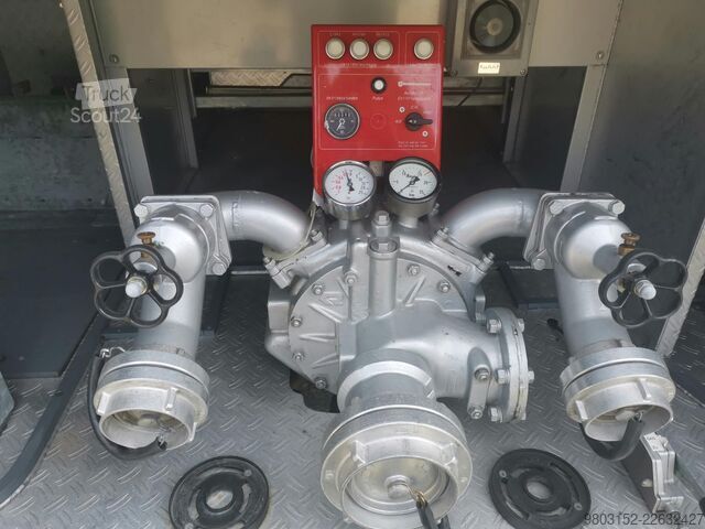 Autospecială de pompieri Mercedes-Benz 814 F
