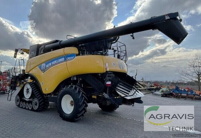 Moissonneuse-batteuse New Holland CR 8.90 RAUPE