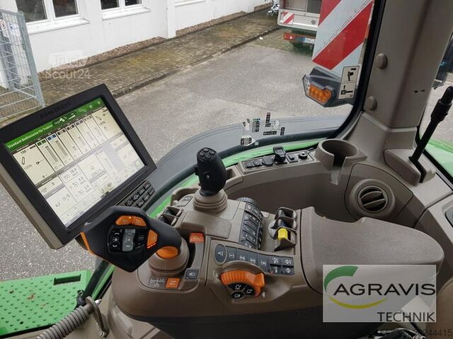 Trattore John Deere 7R 330