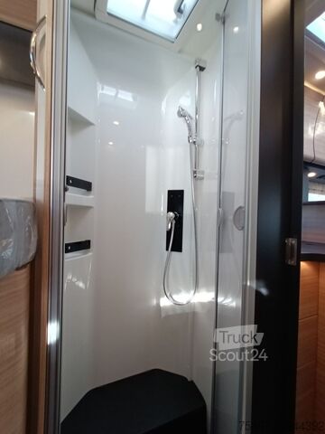 Entegre karavan MALIBU I 470 RB LE K comfort 4,2t Messeangebot CSD 2026