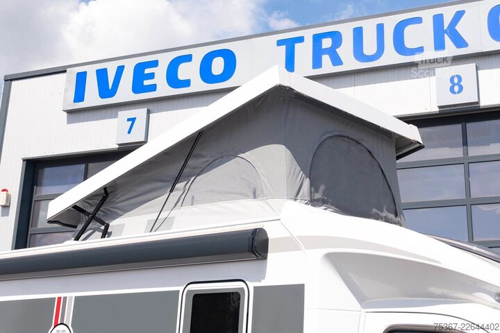 Félintegrált lakóautó LMC Tourer 70 T 663 / 0 Aufstelldach Messeangebot CS