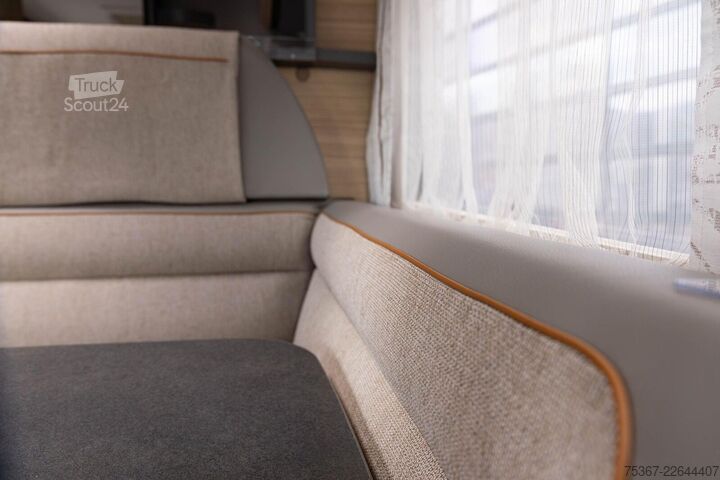 Entegre karavan MALIBU I 470 RB LE K comfort 4,2t Messeangebot CSD 2026