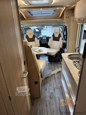 Teilintegriertes Wohnmobil LMC Cruiser Comfort Grey Selection T 663 Dachklima
