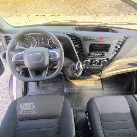 Dubiță cu platformă hidraulică Iveco Daily 72 C 18 P Hi Matic