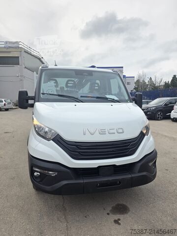 Autoutilitară basculantă IVECO 35