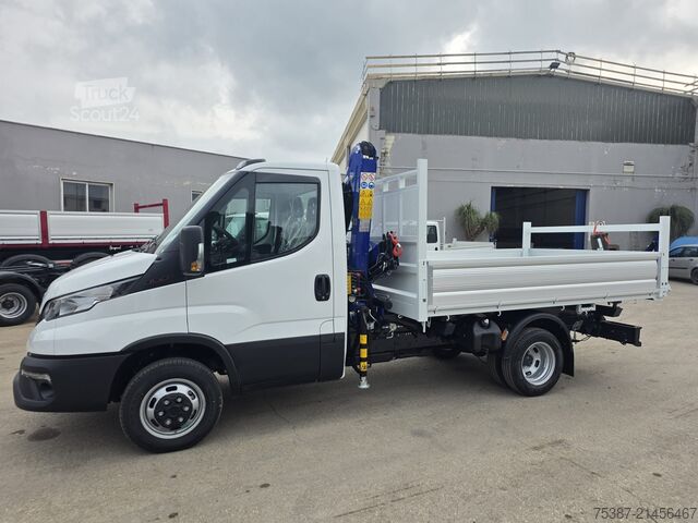 Autoutilitară basculantă IVECO 35