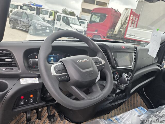 Autoutilitară basculantă IVECO 35